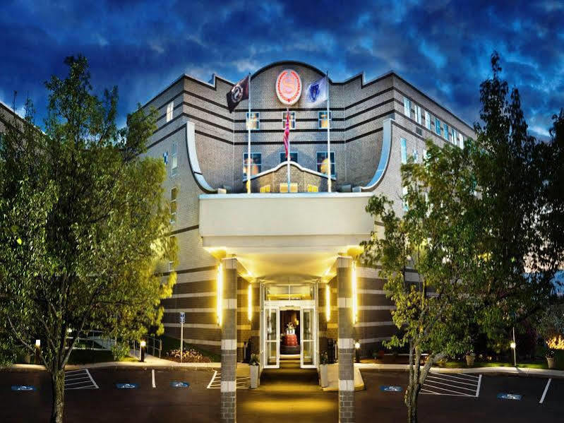 Sheraton Boston Needham Hotel Bagian luar foto